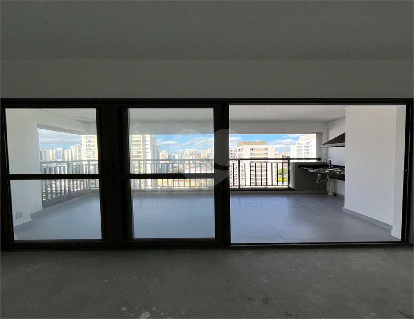 Apartamento à venda com 3 quartos, sendo 1 suíte, em Jardim Prudência, São Paulo, SP