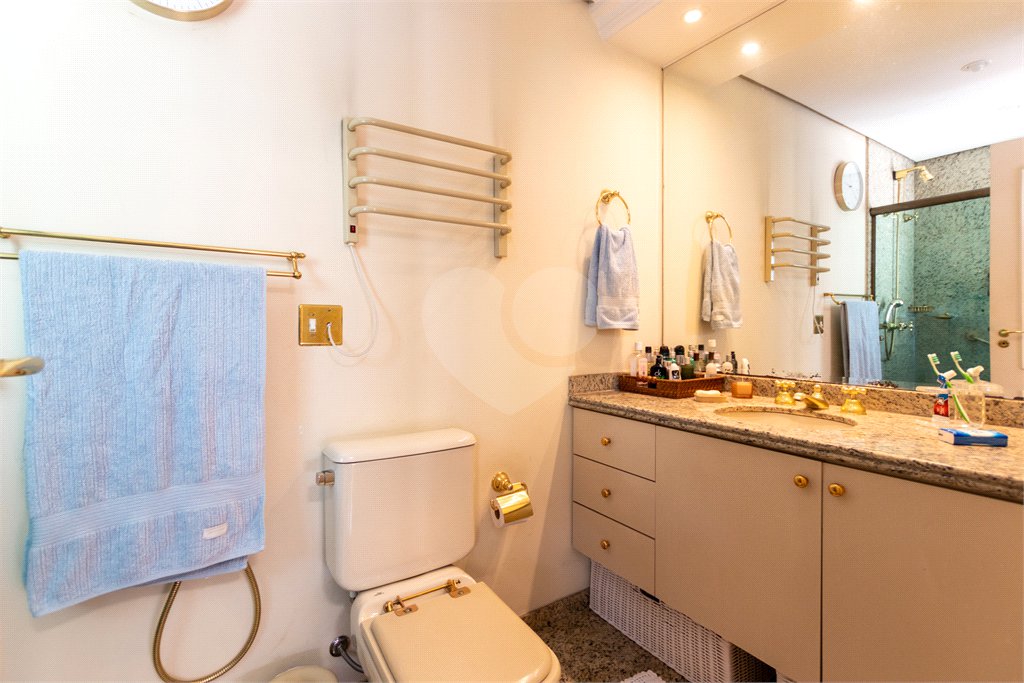 Apartamento à venda com 4 quartos, sendo 2 suítes, em Brooklin, São Paulo, SP