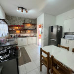Casa à venda com 3 quartos, sendo 1 suíte, no condomínio Residencial Grape Village, Vinhedo - SP