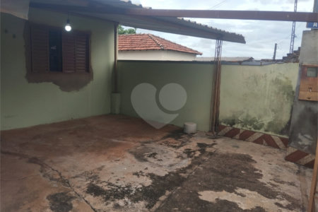 Casa de Vila à venda com 3 quartos em Vila Vieira (vila Xavier), Araraquara, SP