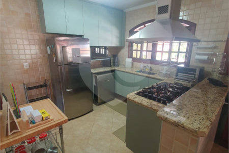 Casa à venda com 4 quartos, sendo 1 suíte, no condomínio Parque São Gabriel, Itatiba - SP