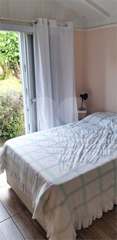 Casa à venda com 3 quartos, sendo 1 suíte, em Condomínio Flamboyant-b, Atibaia, SP