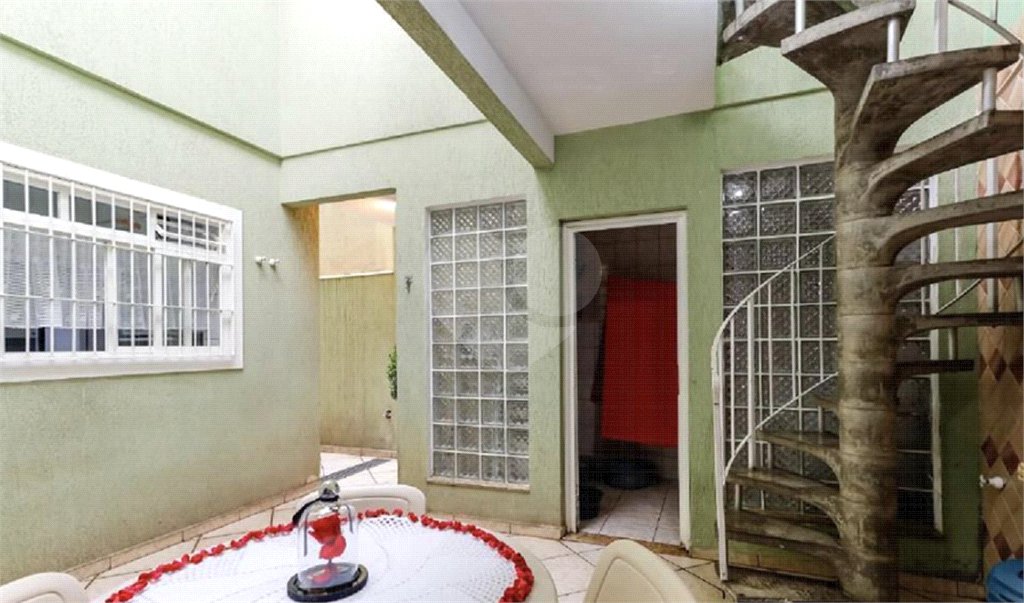Sobrado à venda com 3 quartos, sendo 1 suíte, em Horto, São Paulo, SP