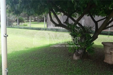 Chácara com 2.400m²