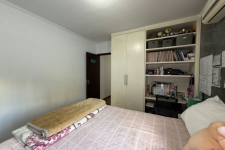 Casa para venda em Jardim Peri Peri com 3 quartos, sendo 1 suíte, 149m²