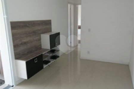Lindo apartamento residencial mobiliado localizado na Vila Gumercindo.