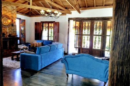 Casa de Campo em condomínio Analândia