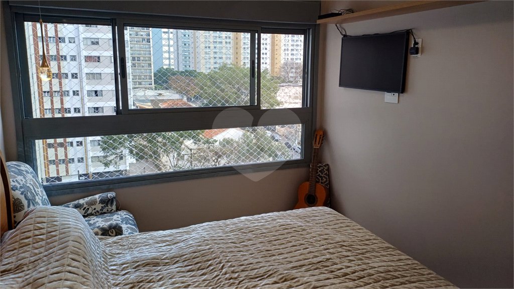 Apartamento a venda na Saúde 2 dormitórios com 2 vagas de garagem demarcadas. Aceita e estuda Permuta.