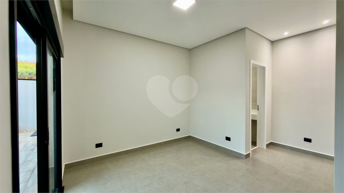 Casa térrea 3 dormitórios (3 suítes), espaço gourmet, piscina, 2 vagas garagem, condomínio fechado com ampla área lazer