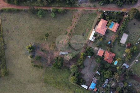 Sitio no Jardim Embaré