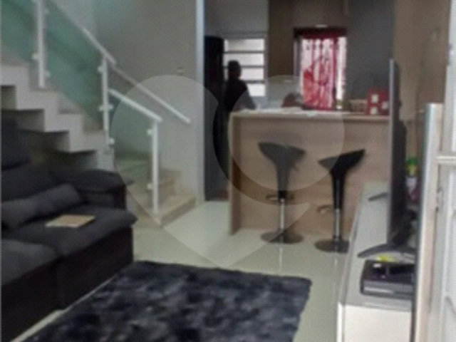Casa à venda com 2 suítes em Itaquera, São Paulo, SP