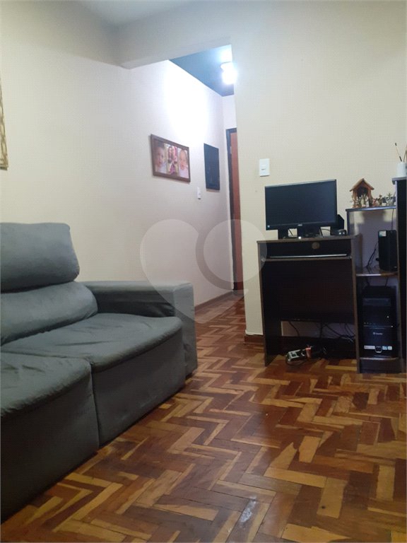 Apartamento à Venda no Bairro do Brás com 52 m² 2 quartos e armário embutido
