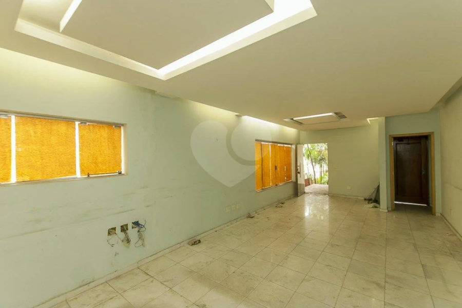 Sobrado Comercial à Venda ou Locação na Vila Mascote