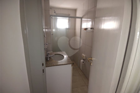 Apartamento com 1 dormitório 1 vaga na Bela Vista
