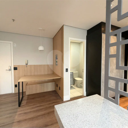 Flat Mobiliado e Reformado de 42 m² com Varanda e Vista Panorâmica em Frente ao Shopping Metrópole – Centro de SBC