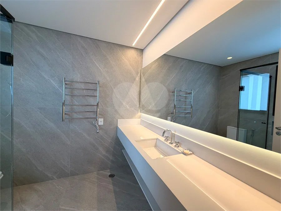 Apartamento para alugar com 2 suítes em Alto da Boa Vista, São Paulo, SP
