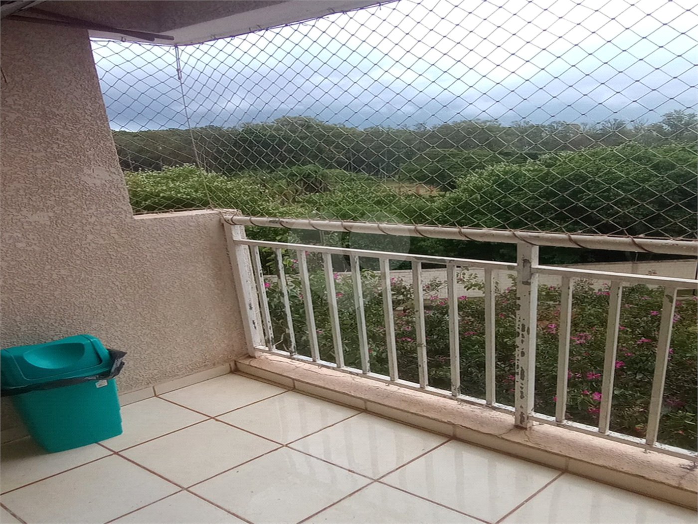 Apartamento à Venda – Condomínio Vila Verde Sabará 3 dormitórios 1 suíte.