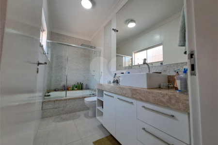 Casa à venda com 3 quartos, sendo 1 suíte, em Vila Trujillo, Sorocaba, SP