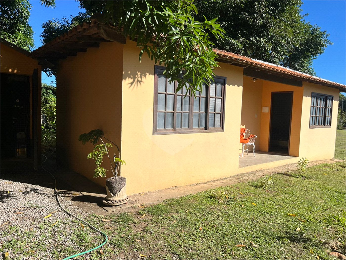 Chácara à venda com 4 quartos em Retiro, São Pedro da Aldeia, RJ