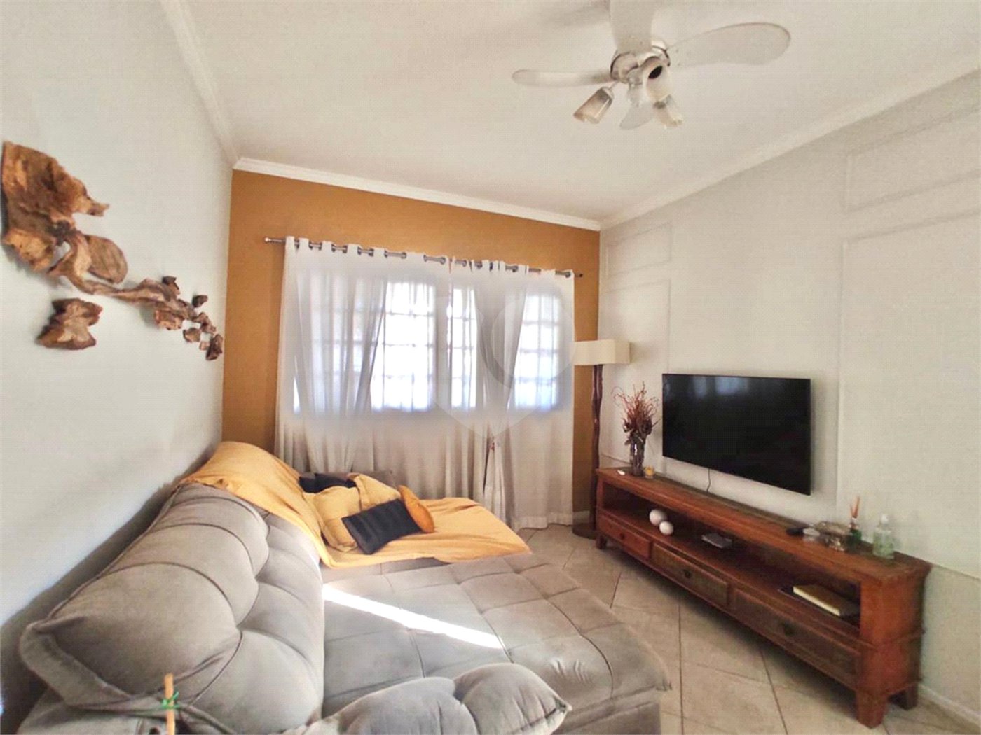 Sobrado à venda com 3 quartos, sendo 1 suíte,  em Jardim Morumbi, Sorocaba, SP