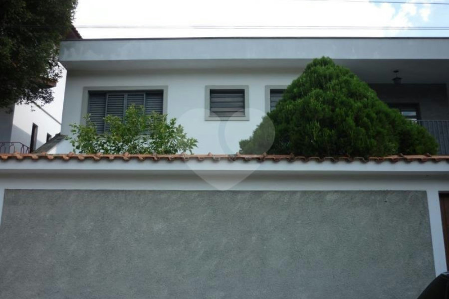 Sobrado à venda com 3 quartos, sendo 1 suíte, em Horto Florestal, São Paulo, SP