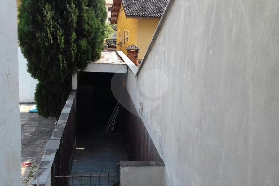 Sobrado à venda com 4 quartos, sendo 2 suítes, em City Recanto Anastácio, São Paulo, SP