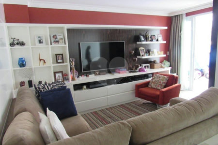 Apartamento à venda com 3 suítes em Real Parque, São Paulo, SP