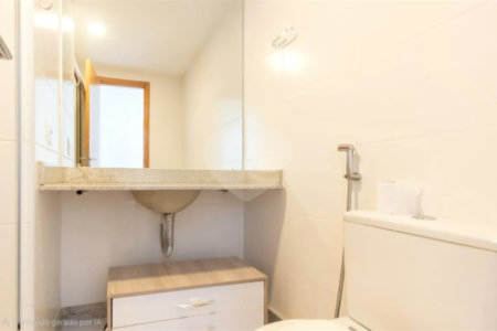 Apartamento à venda com 2 quartos, sendo 1 suíte,  em Rio Comprido, Rio de Janeiro, RJ