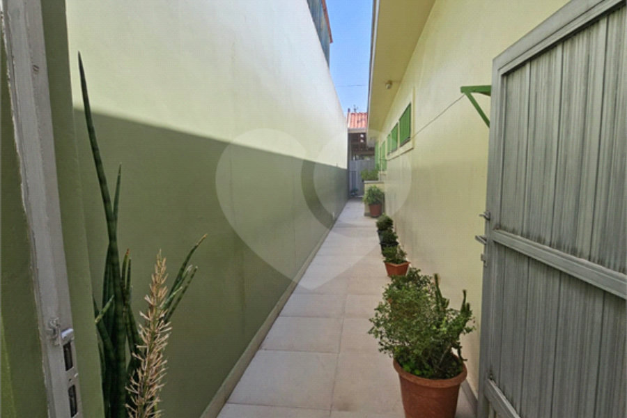 Casa Térrea à venda com 4 quartos, sendo 1 suíte, em Parque Edu Chaves, São Paulo, SP