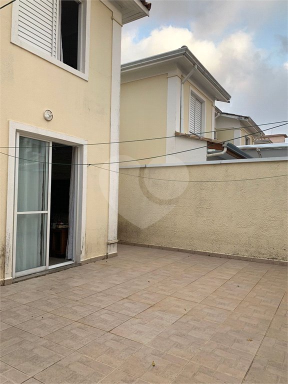 Casa à venda com 3 quartos, sendo 2 suítes,  no condomínio Residencial Jardins, São Bernardo do Campo - SP