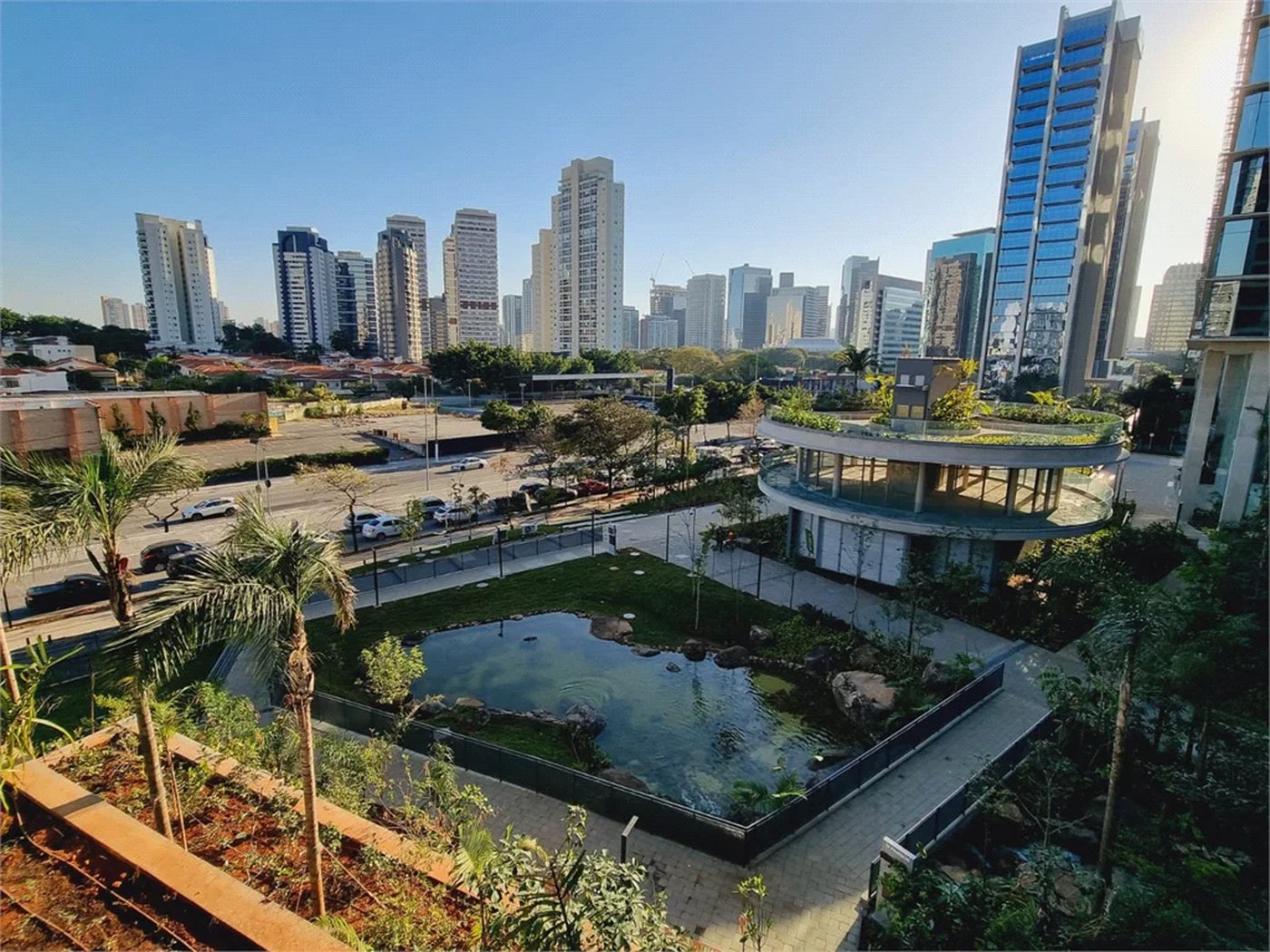 Apartamento à venda ou para alugar com 3 quartos, sendo 1 suíte,  em Jardim das Acácias, São Paulo, SP