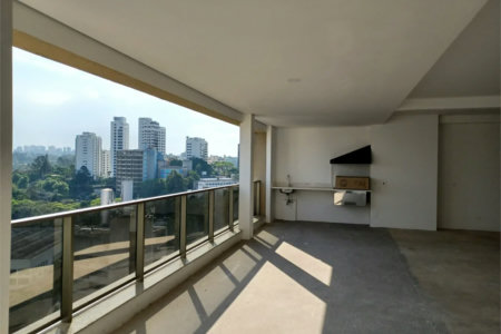 Apartamento à venda com 4 suítes em Real Parque, São Paulo, SP