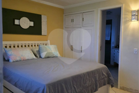 Casa à venda com 5 quartos, sendo 1 suíte,  em Praia Rasa, Armação dos Búzios, RJ