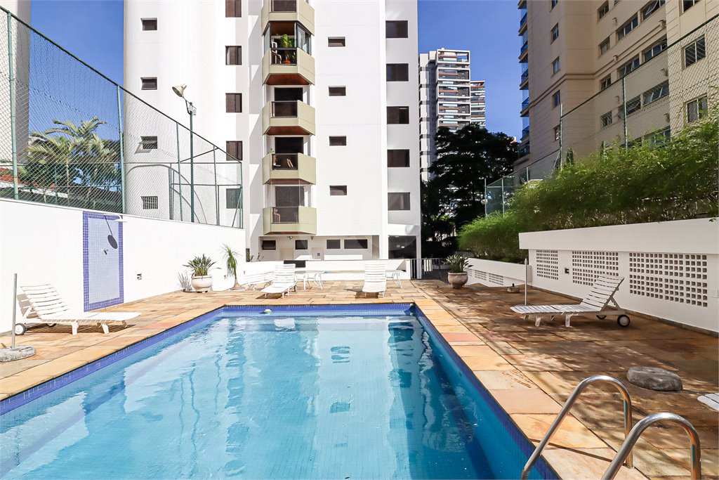 Apartamento à venda com 3 suítes em Cidade Monções, São Paulo, SP