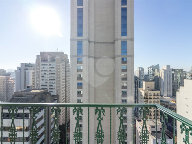 Apartamento à venda com 2 quartos, sendo 1 suíte,  em Itaim Bibi, São Paulo, SP