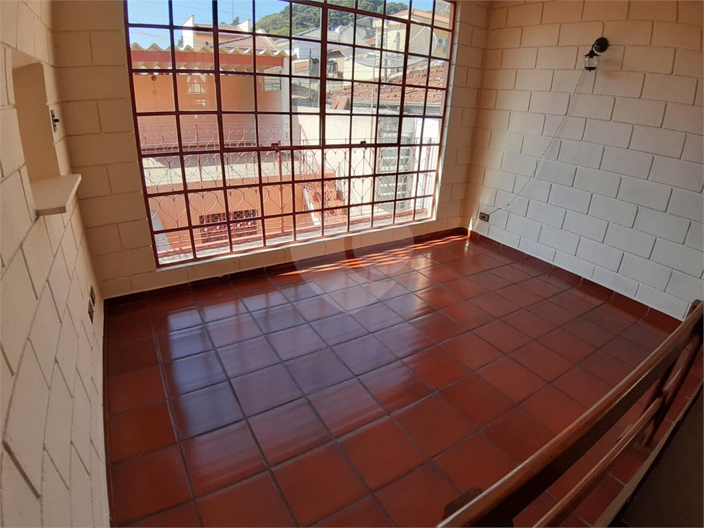 Sobrado à venda com 3 quartos, sendo 1 suíte, em Tremembé, São Paulo, SP