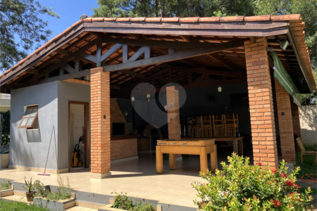 Casa à venda com 4 quartos, sendo 2 suítes, no condomínio Vivendas do Lago, Sorocaba - SP