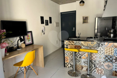 Apartamento à venda com 1 suíte em República, São Paulo, SP