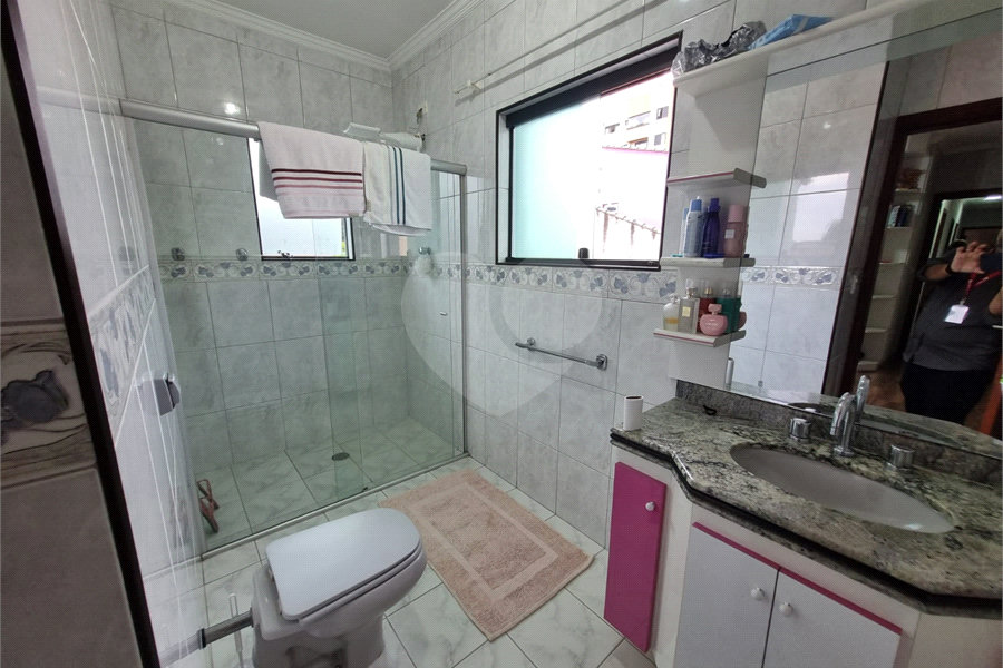 Sobrado à venda com 4 quartos, sendo 2 suítes, em Vila Barreto, São Paulo, SP