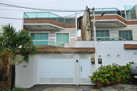 Triplex à venda com 3 quartos, sendo 2 suítes, em Campo Grande, Rio de Janeiro, RJ