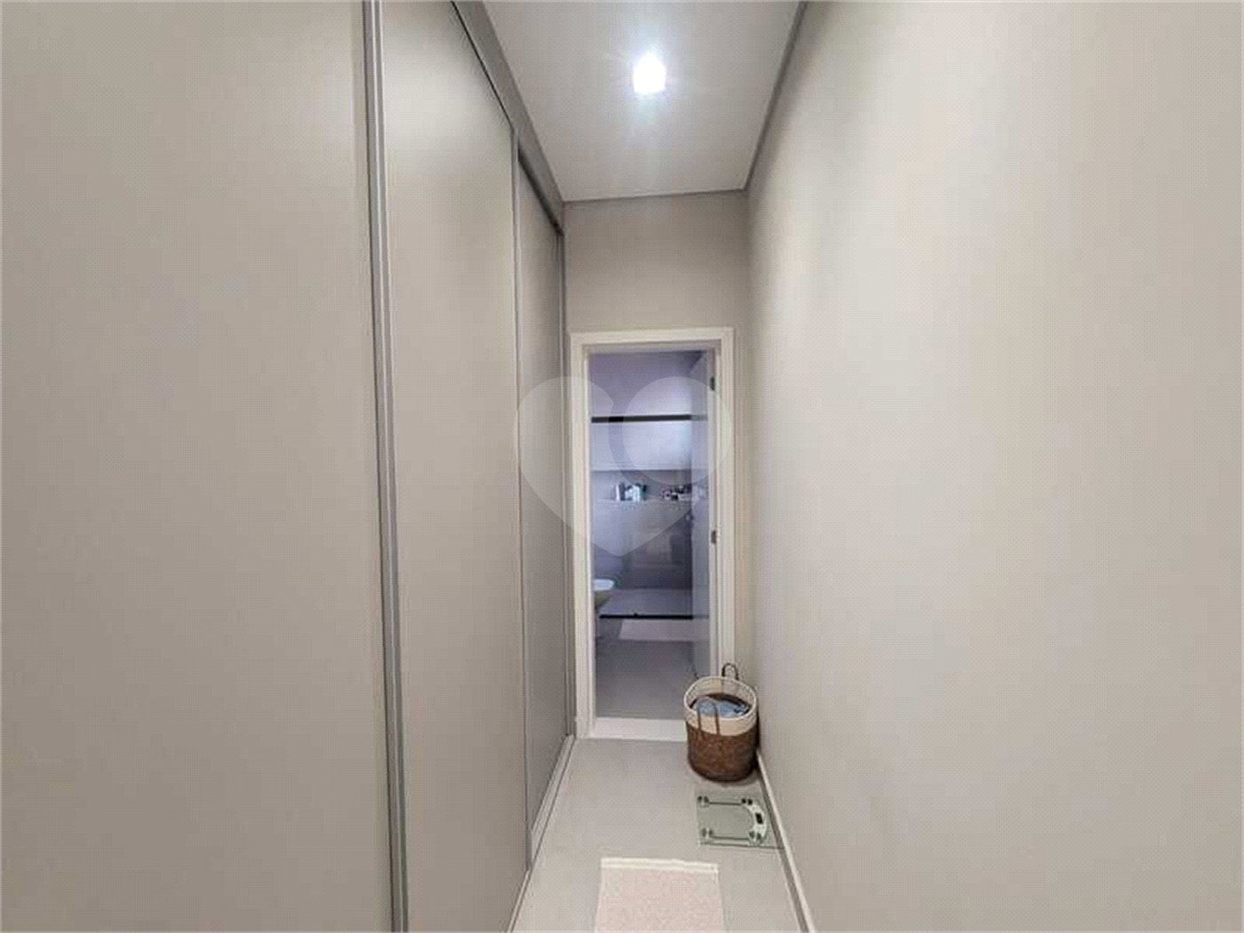 Casa à venda com 3 suítes no condomínio Piemonte, Indaiatuba - SP