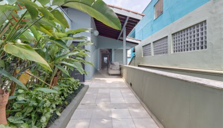 Sobrado à venda com 4 quartos, sendo 2 suítes, em Brooklin Velho, São Paulo, SP