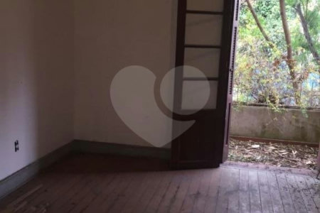 Casa à venda com 3 quartos em Mirandópolis, São Paulo, SP