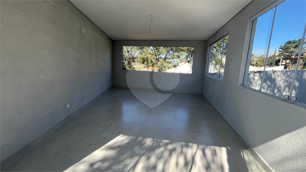 Sobrado à venda com 4 quartos, sendo 3 suítes, em Jardim Paulista, Atibaia, SP