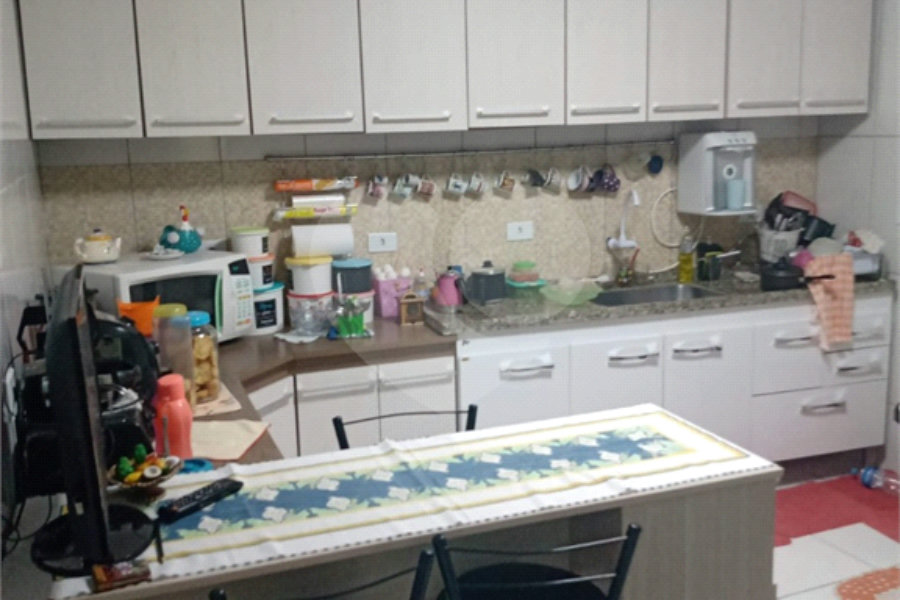 Sobrado à venda com 6 quartos em Horto, São Paulo, SP