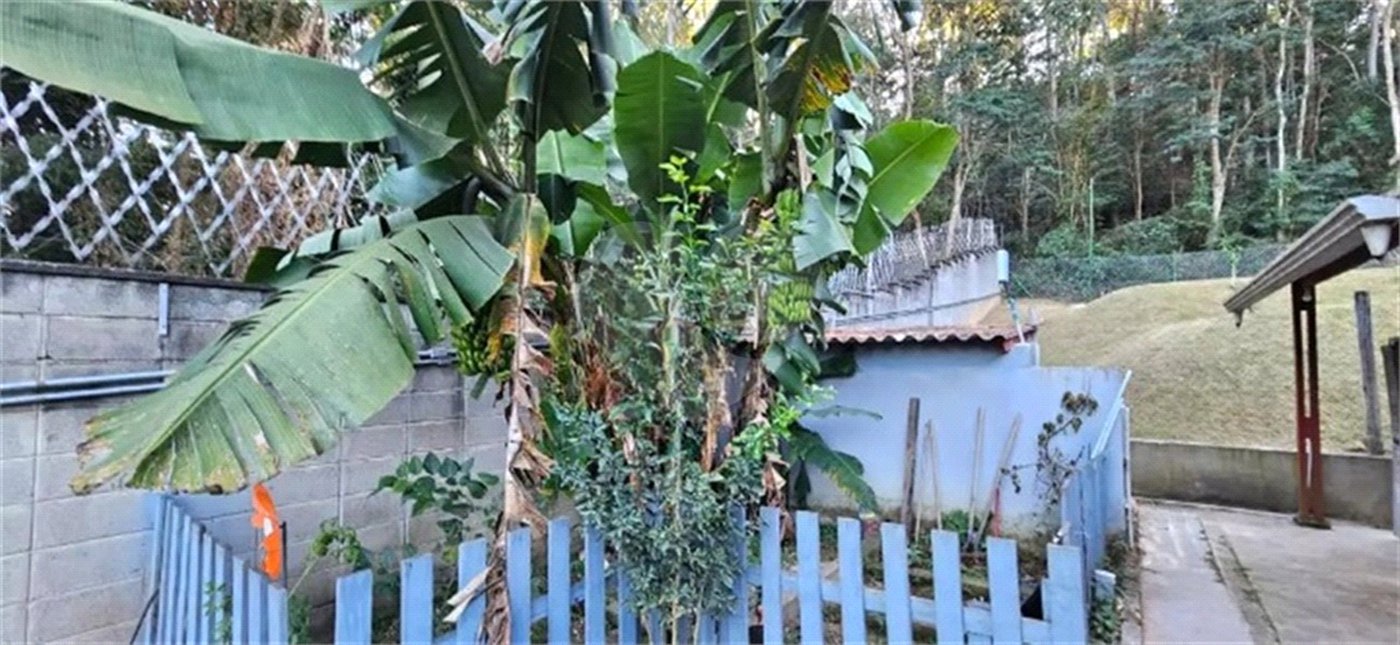 Casa à venda com 3 quartos, sendo 2 suítes, no condomínio Vinhas da Vista Alegre - Lado Café, Vinhedo - SP