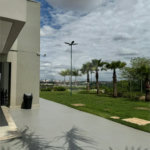Casa térrea em estilo neoclássico com 3 suítes, no Condomínio Damha 2, na cidade de Piracicaba - SP.