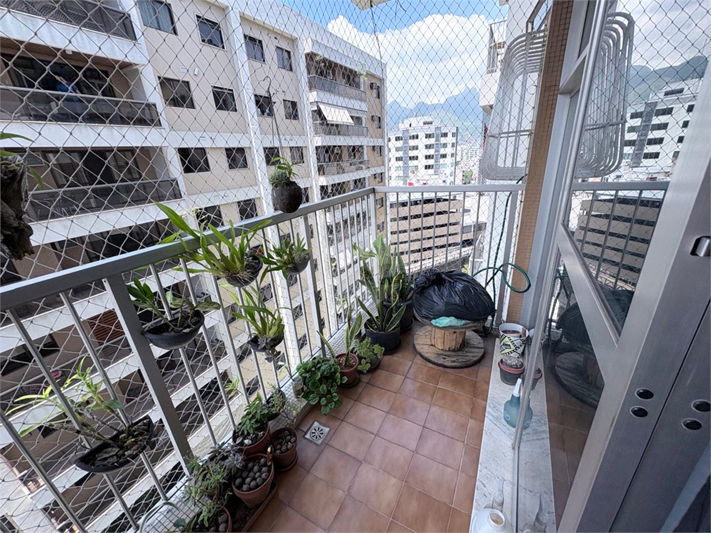 Apartamento à venda com 2 quartos, sendo 1 suíte, em Tijuca, Rio de Janeiro, RJ