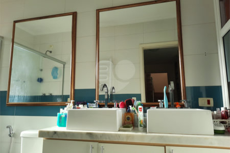 Casa à venda com 4 suítes no condomínio Las Cumbres, São Paulo - SP