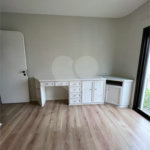 Apartamento à venda com 3 quartos, sendo 2 suítes,  em Vila Suzana, São Paulo, SP